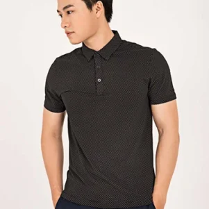 Áo phông nam cộc tay, cổ 2 ve, 3 cúc trước ngực, họa tiết chấm nhỏ